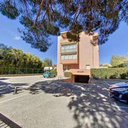 Apartment Sainte-maxime, 3 Pieces, 4 Personnes - Fr-1-745-4 *