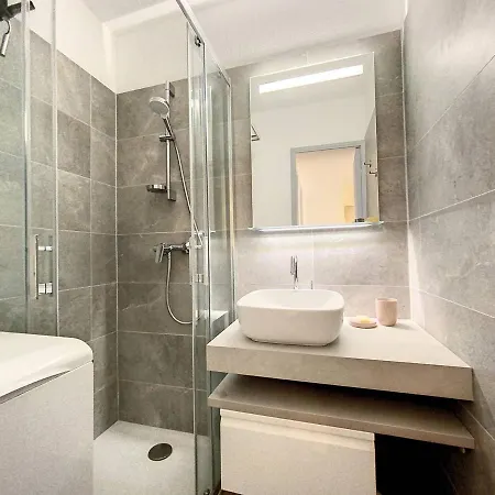 Apartment Sainte-maxime, 3 Pieces, 4 Personnes - Fr-1-745-4